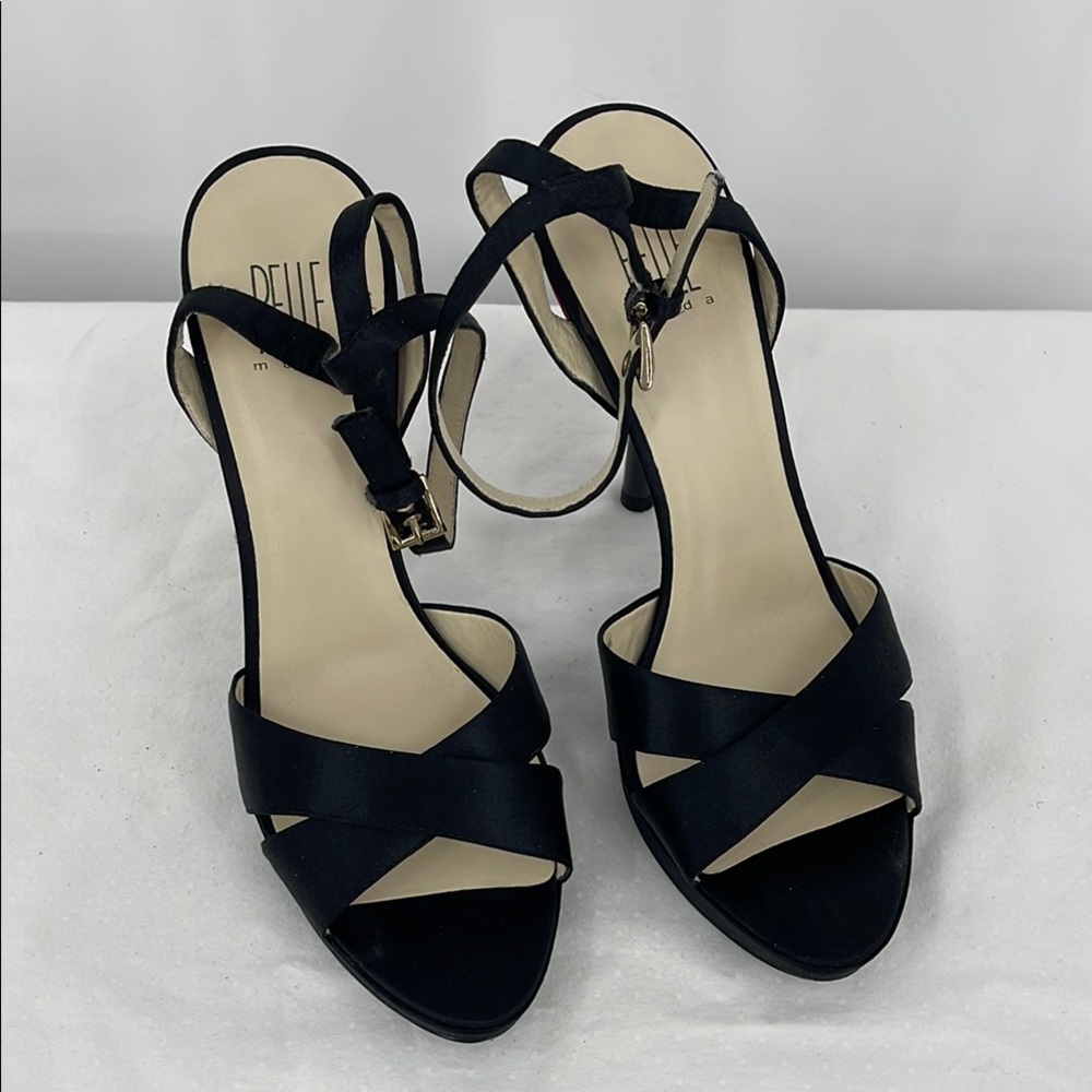 PELLE MODA SIZE 9.5M Black Strappy Heels